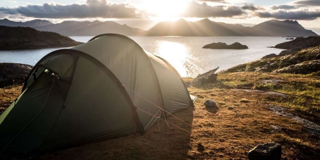 Tunnel tent